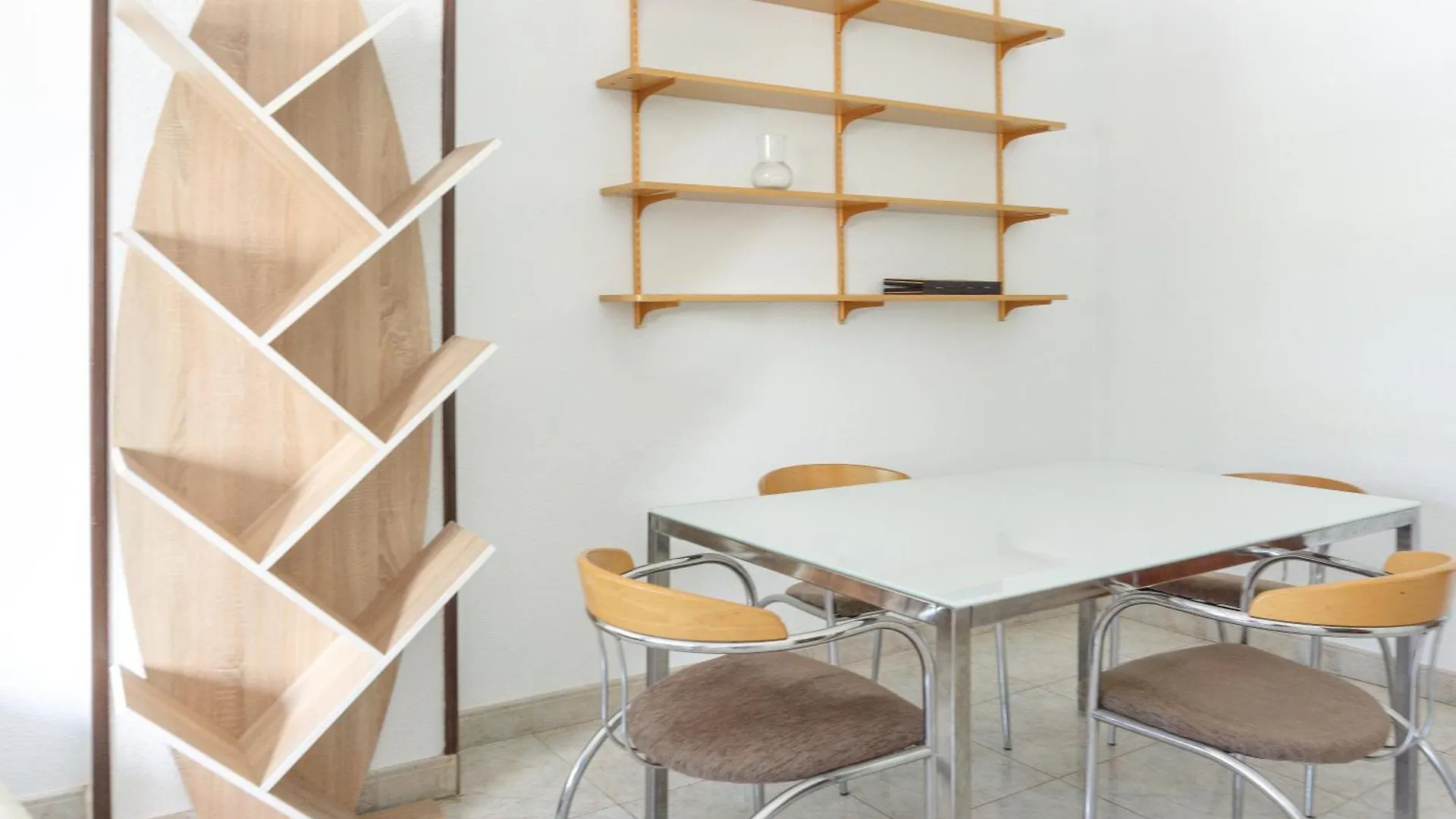 Charming Rooms In Shared Apartment Near Camp Nou Barcelona 0*,  Spain